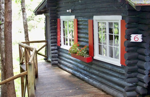 Dennysville Cottage | Rustic, split-level log cottage, River-view, Pet-friendly, Downeast Maine