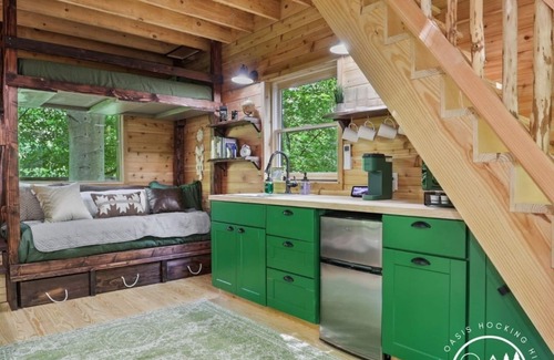 Logan House | Rustic Treehouse Oasis in Hocking Hills -Adventure Awaits