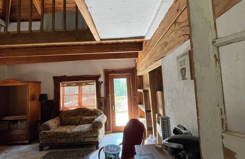 Bridgeport Cabin | Rustic & unique mountain top cabin with outdoor pavilion, perfect for a getaway.