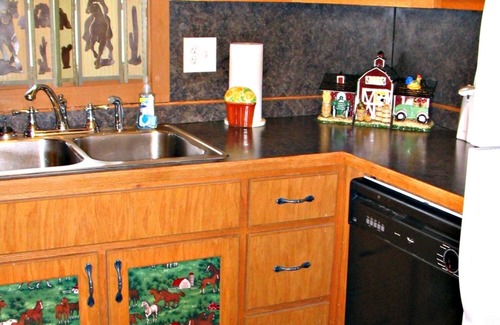 Covington Cabin | Rustique Cabin at Briarcreek Farm, Country Retreat, Sleeps 6