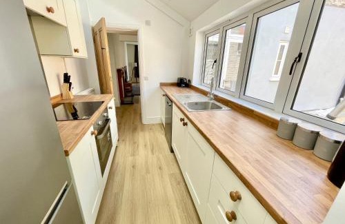 Helmsley House | Rye Court Cottage and Annex Central Hemsley