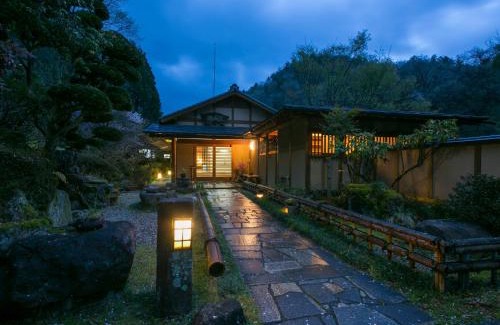 Ena Hotel | Ryori Ryokan Shikanoyu