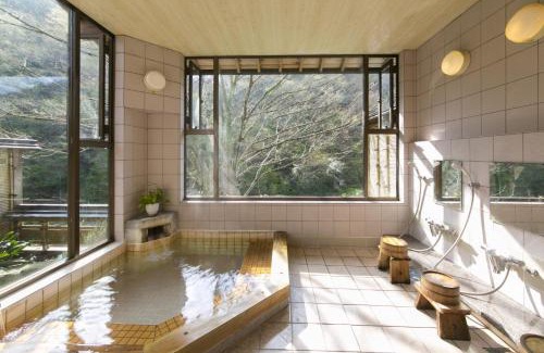 Ena Hotel | Ryori Ryokan Shikanoyu