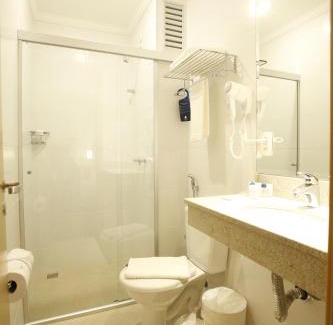 Sao Carlos Hotel | São Carlos Marklin Suítes