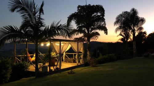 Senador Jose Bento House | Sítio Chalé 3Ipes