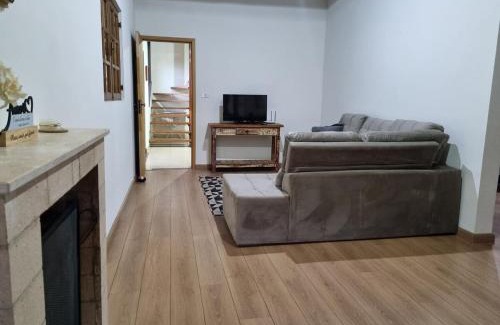 Corrego do Bom Jesus House | Sítio São João