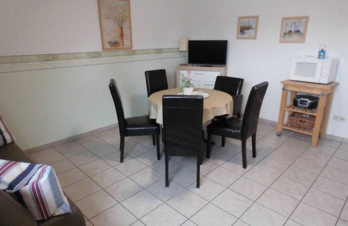 Altefaehr Apartment | Südstrand No. 5 in Rügen's youngest state-approved seaside resort Altefaehr