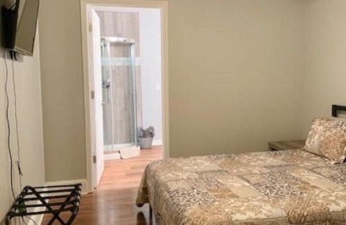 Salem House | S Circle Beautifully Restored Rental Home in Salem