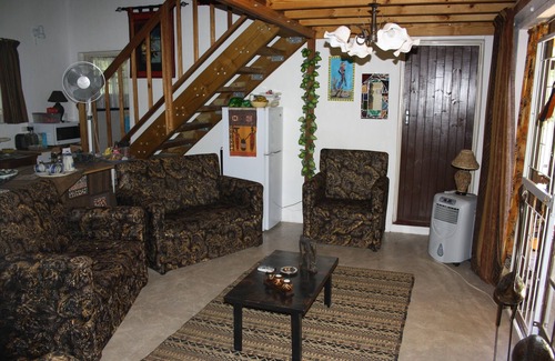 Marloth Park Cottage | Sadadu holiday house bordering Kruger National Park, Free wifi