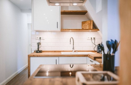 Lubeck City Centre Apartment | Sadebo: Design Parking Central Kitchen4guest