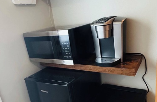 Little Rock House | Safe, Private, West Little Rock Stay, Close to Everything