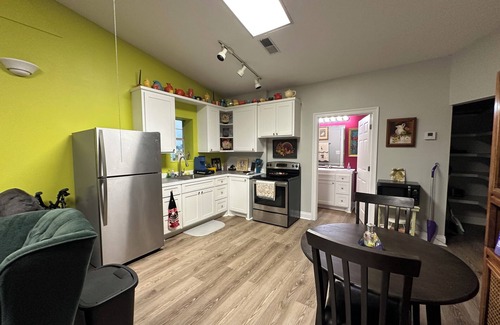 Gardner Apartment | Safe, secure and secluded 2-bedroom apartment outside city limits of Alexandria.