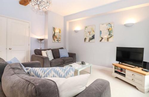 Blythburgh House | Saffron, Blythview