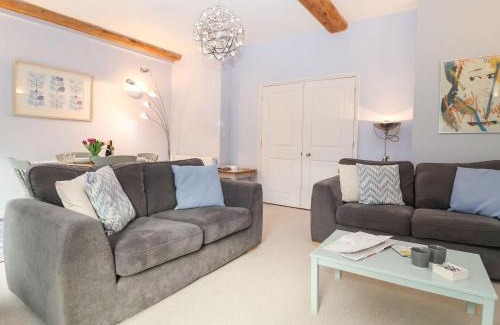 Blythburgh House | Saffron, Blythview