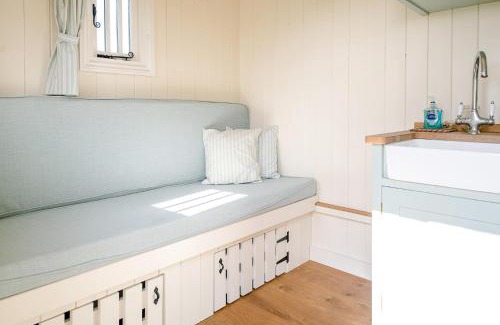Framlingham House | Sage Shepherds Hut Boundary Farm, Framlingham