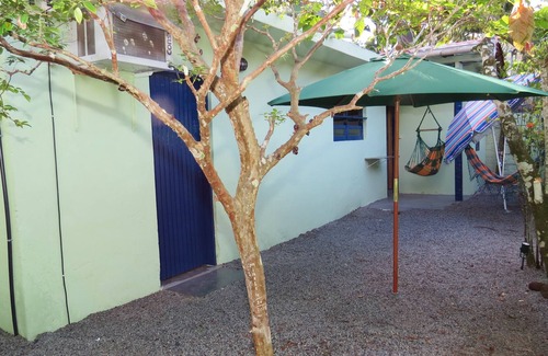 Barra do Sahy House | SAHY BAR ONLY 40 METERS FROM THE BEACH / air-conditioned