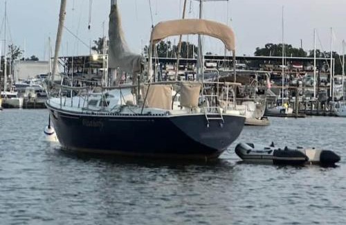 Naval Academy Boat Rental | Sailboat Experience in Annapolis