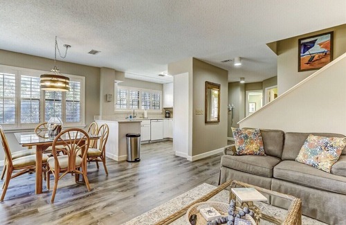 Amelia City Condo | Sailmaker Gated Complex: Near Pool & Beach