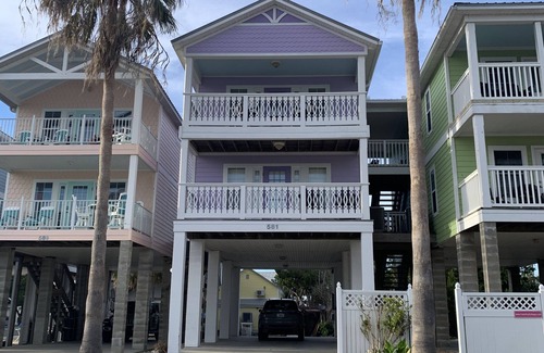 Cedar Key Apartment | Sailor's Choice - NON SMOKING Apartment in Downtown Cedar Key with Gulf Views!n