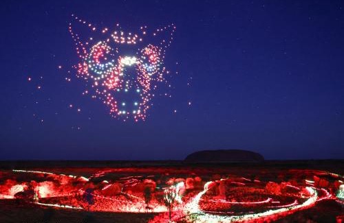 Yulara Hotel | Sails in the Desert