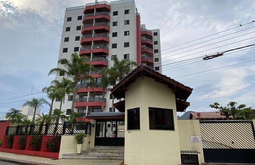 Martim de Sa Apartment | SAINT MARTIM WITH SEA VIEW AND 50 M BEACH