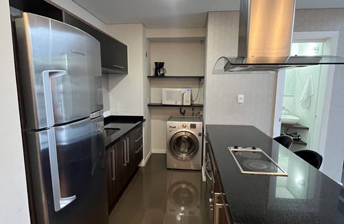 Czerniewicz Condo | Saint Sebastian Flat 515