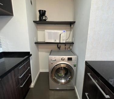 Czerniewicz House | Saint Sebastian Flat 515 - Com Hidro! até 3 pessoas, Duplex, no centro