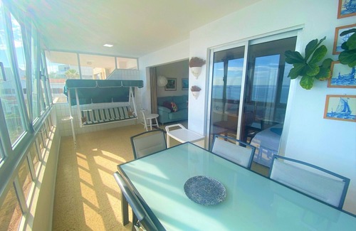 Telde Apartment | Salinetas, first line of the sea and beach for 4 people