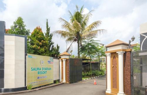 Jakarta Hotel | Salma Syariah by TwoSpaces, Bogor