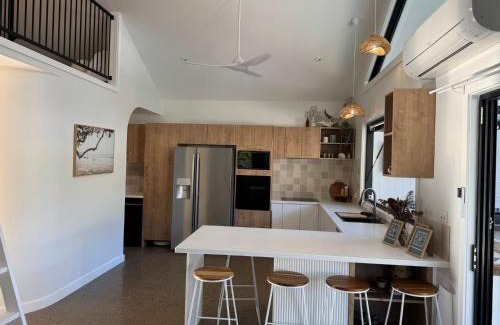 Horseshoe Bay Villa | Salt Ayres