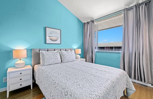 Cedar Key Apartment | Salt Life #2: Endless Gulf views from this 2 bedroom waterfront townhome