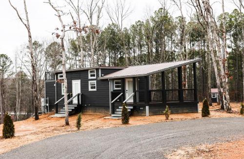 Dover House | Salt & Pepper (In The Pines at KY Lake) 121 & 131 Pine Grove Lane, Dover, TN 37058