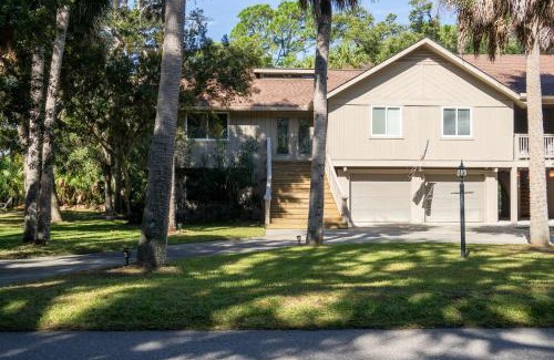 Blue Heron Lake House | Saltwater Solace - 4 bdrm 3 bath Pets welcome