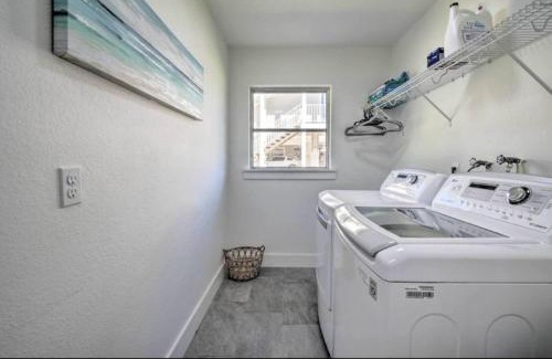 Crystal River House | Salty Seahorse in Crystal River Canal Front