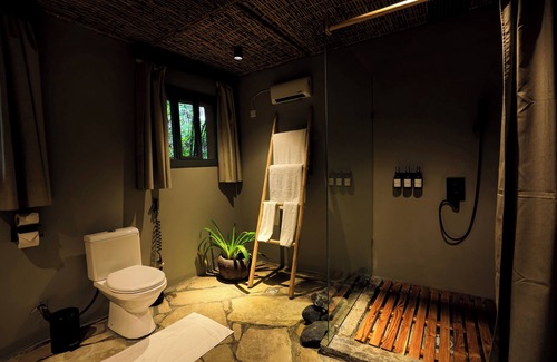 Kinigi Cabin | Sambora Kinigi