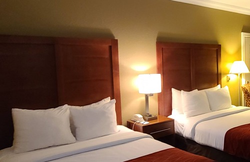 Central Oklahoma City Hotel | SAMIR Stay at NW Expressway