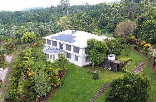 Apia House | Samoan Highland Hideaway