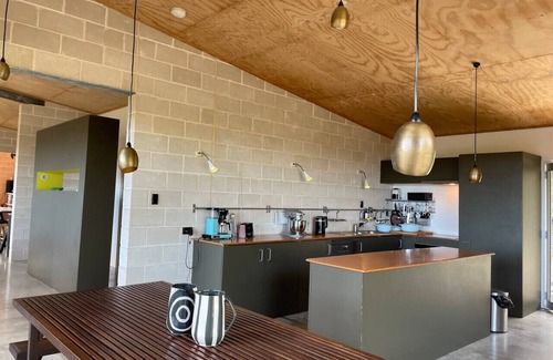 Myponga House | Sampson Retreat - Myponga Beach