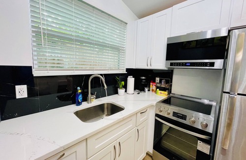San Marco Apartment | San Marco/Downtown Modern Suite