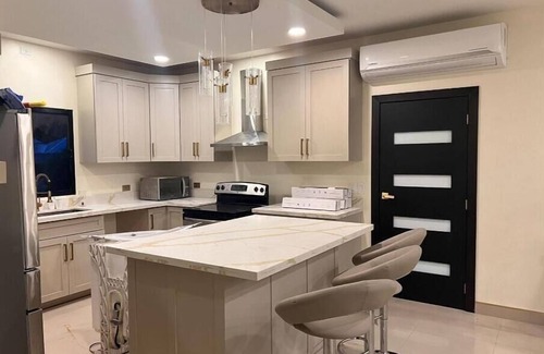 San Pedro Sula House | San Pedro Sula luxury town house,3 bedrooms 2/5 bathrooms 1