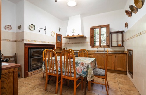 Felanitx Villa | San Sole - Four Bedroom Villa, Sleeps 8