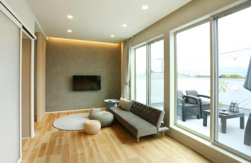 Asakura Apartment | sana plus