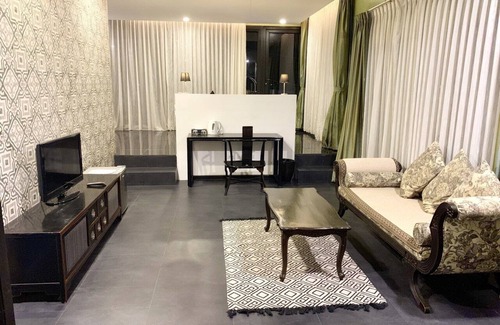 Patong Villa | ⭐Sanctuary Loft Villa 18BR Sleeps 38 w/Pool&Beach