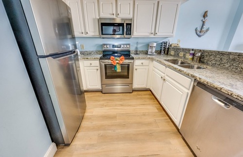 Myrtle Beach Condo | Sand Dunes Resort on 8th Floor, Pools, Views, 3BR!