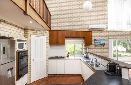 Lancelin House | Sand Dunes - The perfect family holiday