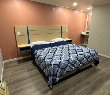 Los Angeles Hotel | Sand Piper Motel - Los Angeles