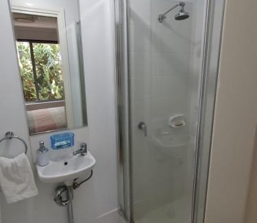 Margaret River House | Sandalwood Guest Room