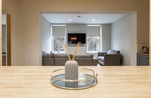 Hawick House | Sandbed