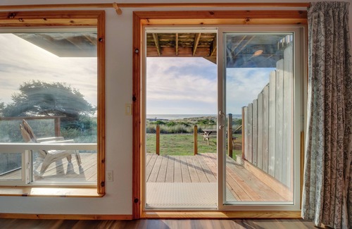 Waldport Apartment | Sanderling Sea Cottages, Unit 14