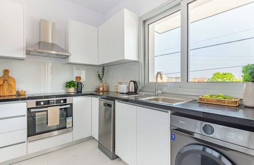 Limassol Apartment | Sanders Cruise - Modern 2-Bdr Apt with Balcony